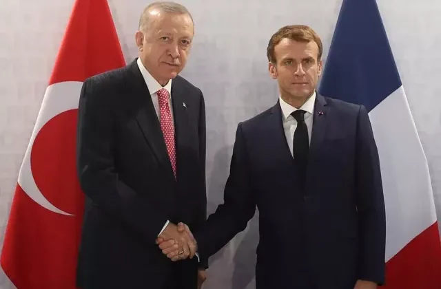 Cumhurbaşkanı Erdoğan, Fransa Cumhurbaşkanı Macron ile görüştü