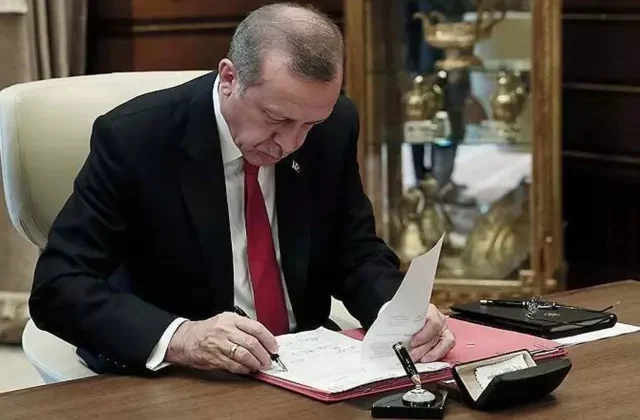 Cumhurbaşkanı Erdoğan, Turizm Bakanlığı’ndaki o ismi görevden aldı