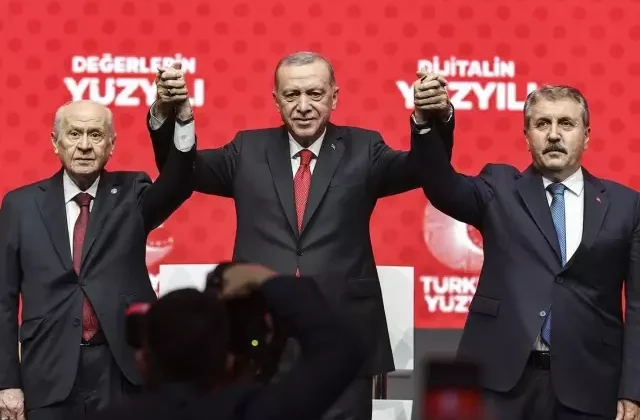 Destici’den AK Parti ve MHP’ye zehir zemberek sözler