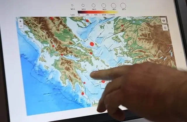 Ege’de deprem fırtınası! AFAD üç ilin tsunami riski için harekete geçti