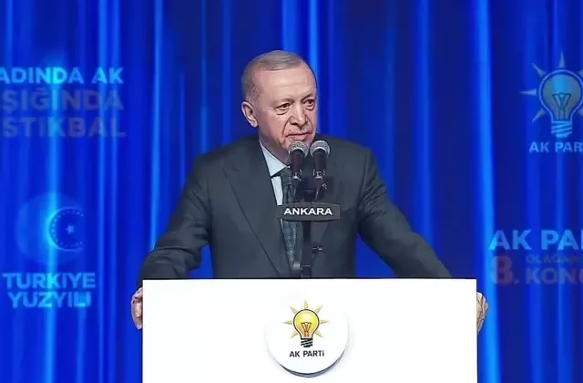 Erdoğan, AK Parti kongresinde konuşuyor