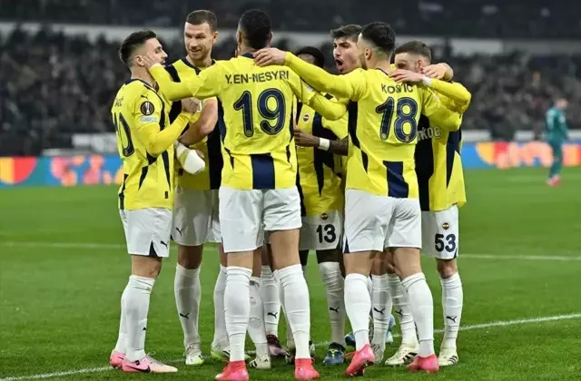 Fenerbahçe, UEFA Avrupa Ligi’nde son 16’ya kaldı