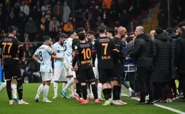 Galatasaray maçından sahadan çekilen Adana Demirspor ne ceza alacak?