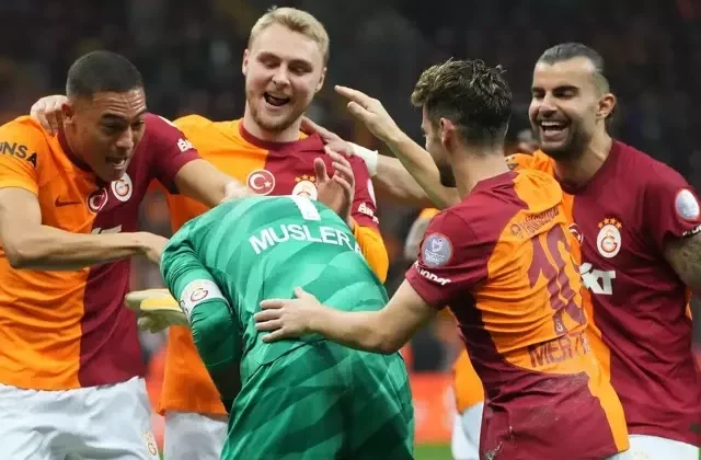 Galatasaray’da ayrılık günü