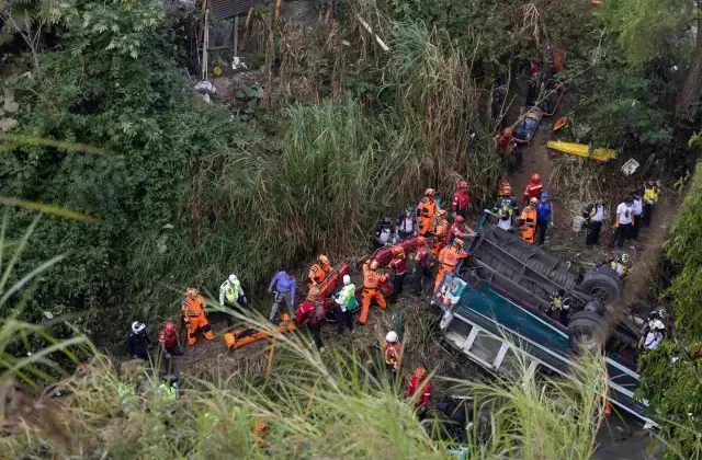 Guatemala’da yolcu otobüsü faciası: 51 kişi hayatını kaybetti