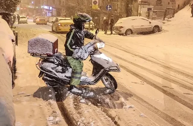 İstanbul’da motokuryelere trafik yasağı kalkıyor