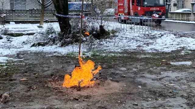 Kar yağışı dahi söndüremeye yetmedi! Günlerdir alev alev yanıyor