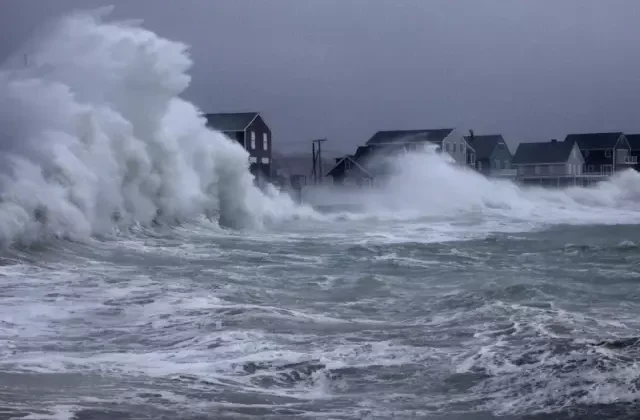 Karayipler’de 7.6 büyüklüğünde deprem! 12 ülkeye tsunami uyarısı