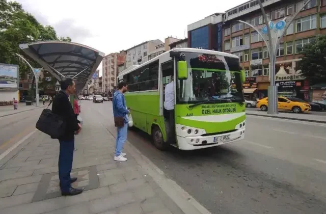 Kocaeli’de şehir içi ulaşım ücretlerine yapılan yüzde 35’lik zam tepki topluyor