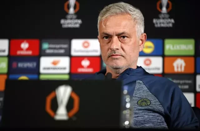 Kostic ve Mourinho’dan Anderlecht maçı öncesi bomba açıklamalar