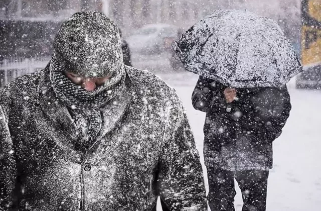 Meteoroloji ve AKOM’dan peş peşe uyarı! İstanbul’a kar yeniden geliyor