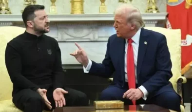 Önce dalga geçti, sonra azarladı! Trump, kafayı Zelenskiy’nin kıyafetine taktı