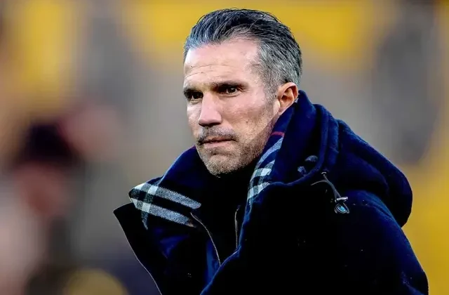 Robin van Persie, Feyenoord’un yeni teknik direktörü oldu