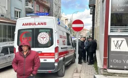 Şizofreni hastası koca, ayrı yaşadığı eşini tornavidayla 18 yerinden yaraladı