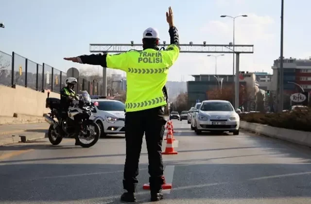 Sürücüler dikkat! Bunları yapan hapis yatacak