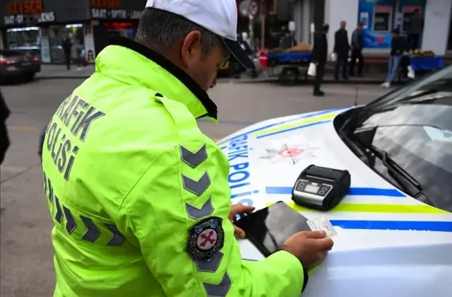 Trafikte kesilen cezaların ihlallere göre dağılımı belli oldu