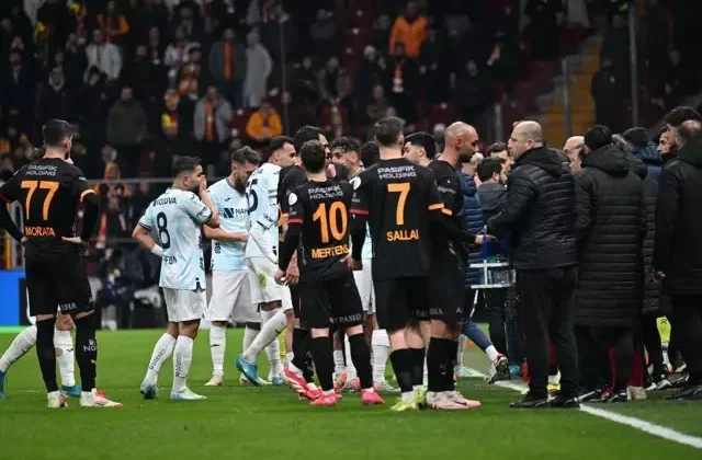 Yarıda kalan Galatasaray-Adana Demirspor maçının VAR kayıtları yayınladı