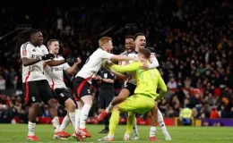 117 yıl sonra gelen zafer: Fulham, Manchester United’ı eledi