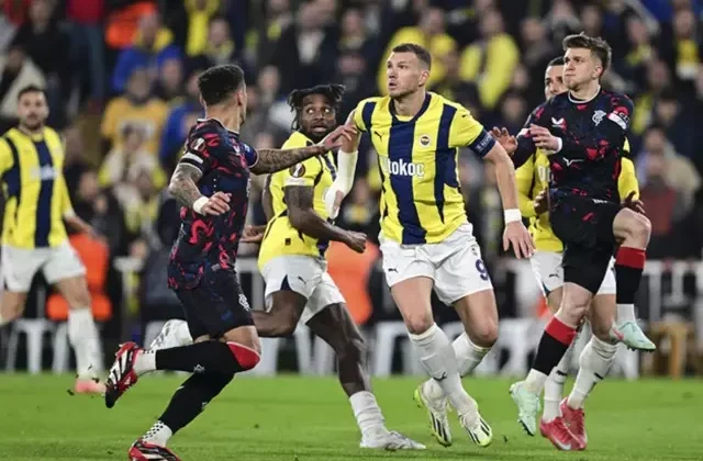 2 eksik var! Fenerbahçe, kader maçının kadrosunu açıkladı