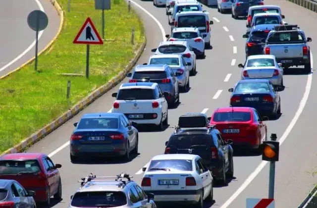 Araç almak isteyenler dikkat! Taşıt kredilerinde vade sınırı değişti