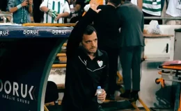 Batalla ile yollarını ayıran Bursaspor, teknik direktörlük görevine Adem Çağlayan’ı getirdi