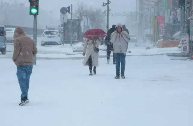 Çok sayıda ilde eğimime kar engeli