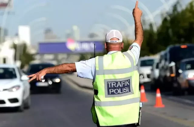 Dur ihtarına uymamanın cezası 47 bin TL oluyor