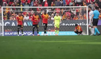 Ege ekibinde büyük çöküş! Göztepe ile Eyüpspor 1-1 berabere kaldı