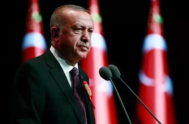 Erdoğan’dan müjde: Esnaf ve sanatkarlara yönelik kredi limitini 750 bin liradan, 1 milyon liraya yükseltiyoruz