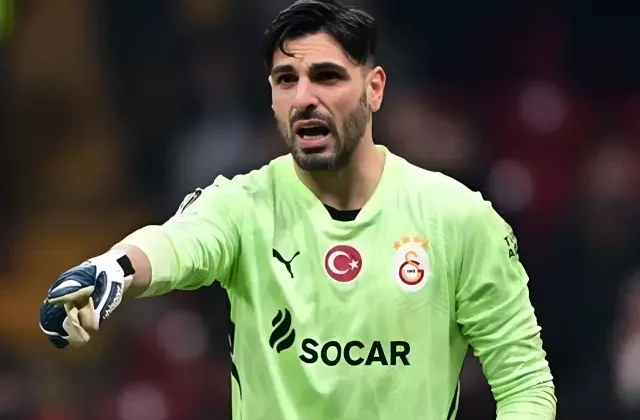 Galatasaray’ın kalecisi Günay Güvenç kırmızı karta isyan etti: Bu kul hakkına giriyor