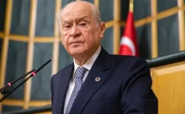 MHP Lideri Bahçeli’nin telefon trafiği sürüyor: CHP’li Tanrıkulu ile dikkat çeken görüşme