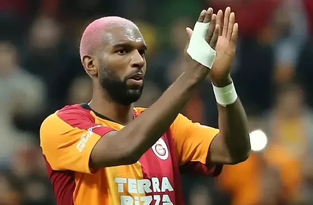 Ryan Babel’den yıllar sonra gelen Galatasaray itirafı: Hakemler bize yardım ediyordu