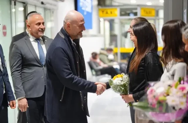 Süleyman Soylu’yu havalimanında çıldırtan uygulama! Kemerini çıkarıp attı