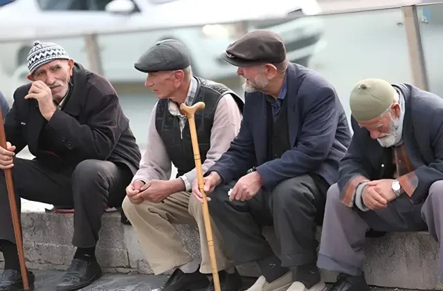 Türkiye ‘yaş’lanıyor! 96 ülkenin nüfusunu geride bıraktı