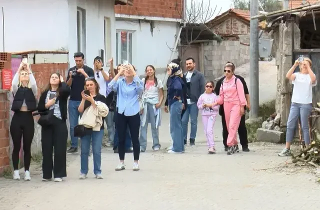 Yaren leyleği yakından görmek için Bursa’ya akın ettiler