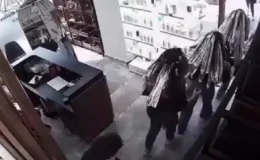 6.2’lik depreme saçlarını boyatırken yakalandılar