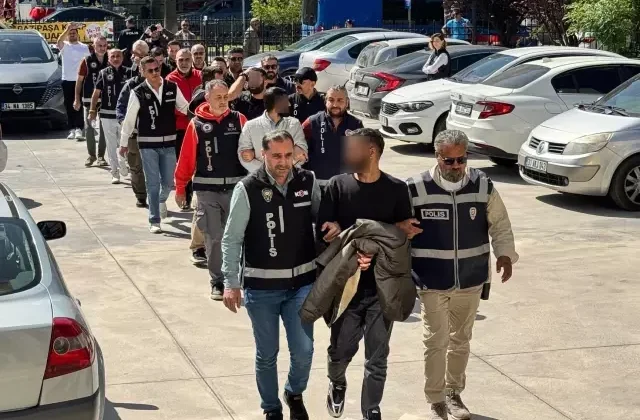 Adliyeye sevk edilen suç makinelerinden pişkin sözler: Düğün alayı mı var?