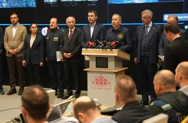 AFAD’daki deprem zirvesine İBB çağrılmadı mı? Cumhurbaşkanlığından açıklama var