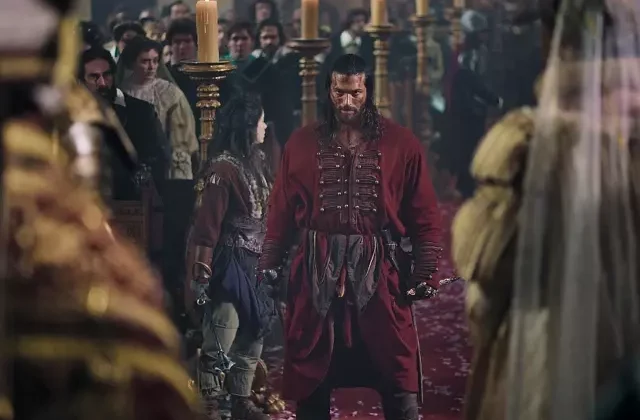 Can Yaman’ın verdiği küstah yanıt pahalıya patladı!