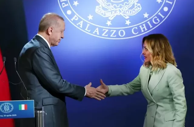 Erdoğan ve Meloni’den İtalya’da ortak zirve