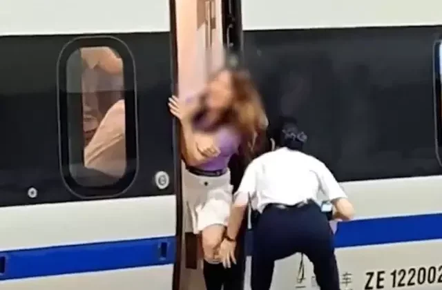 Geç kalan arkadaşlarının yetişmesi için treni durduran kadın tutuklandı