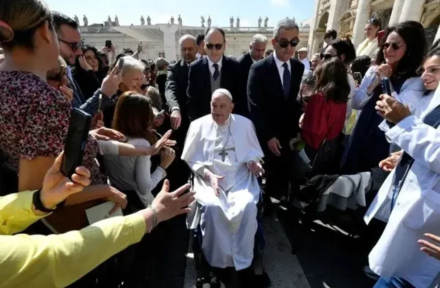 İsrail, Papa Francis için önce taziye mesajı paylaştı sonra sildi