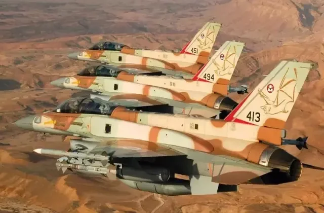 İsrail, Şam’a 5 savaş uçağıyla hava saldırıları düzenledi
