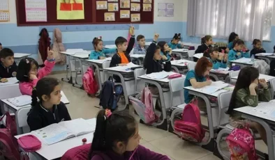 İstanbul’daki depremlerin ardından okullar tatil edilecek mi? Bakan Tekin açıkladı