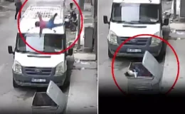 Küçük çocuk, apartmanın 2. katından çöp konteynerine düştü