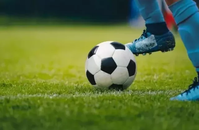 Süper Lig’den Premier Lig’e transfer! Bu kez 4 büyüklerden değil