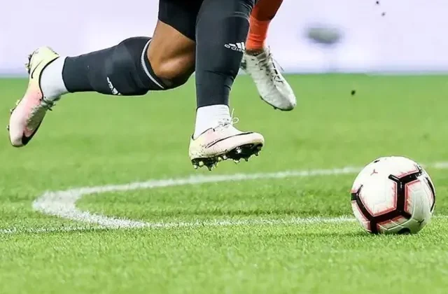Süper Lig’in olay adamı, futbolu mu bıraktı? Tartışmalara noktayı koydu