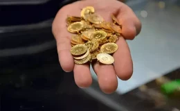 Üç adet çeyrek altın bir asgari ücretle yarışıyor