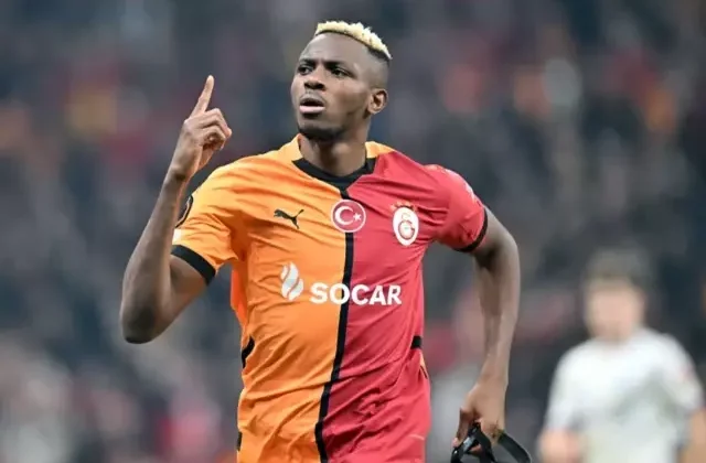 15 dakikada 2 gol! Osimhen kariyeri rekorunu kırdı