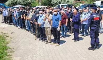 1,5 yaşındaki Metehan öldü ilde alarm verildi! Cenazede herkes maske taktı